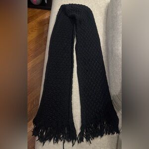 Sisley Black Knit Scarf